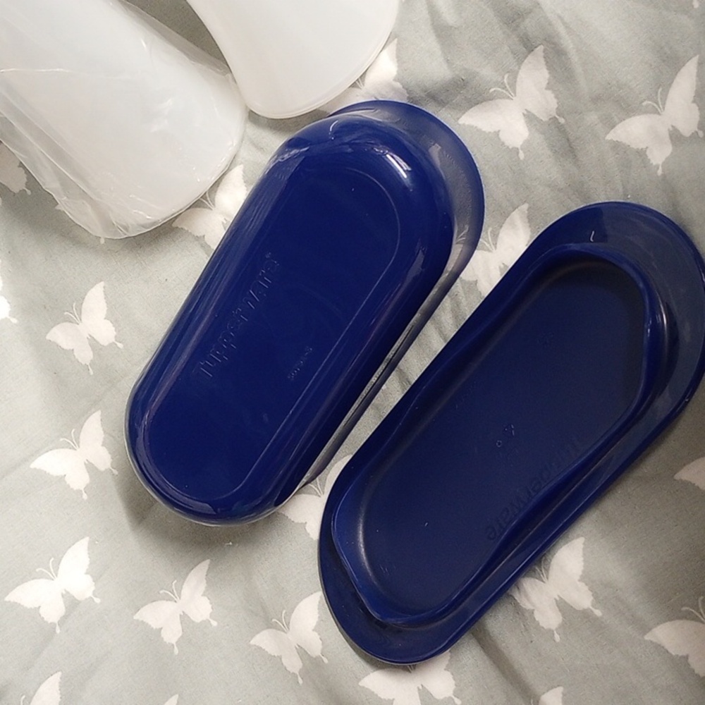 NEW, Tupperware Butter Dish & Salt Pepper Set - Picture 3 of 3